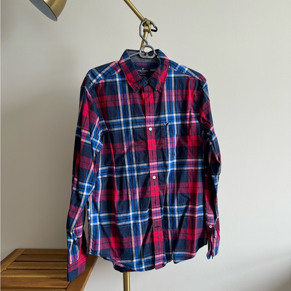 AMERICAN EAGLE - Red & Blue check shirt - Men’s Medium